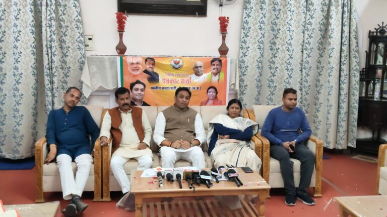 photo_6068780740939289180_y