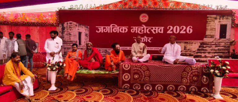 photo_6127542048236703111_y